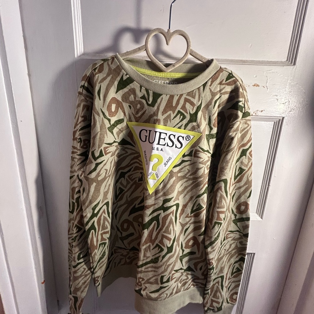 GUESS Men's Abstract Pattern Sweater - Green and Brown